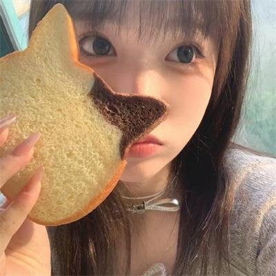 玛利亚·康德莱丽亚 封面